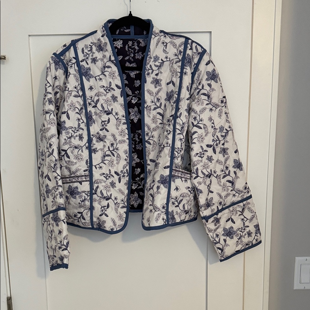 Reversible cropped quilted  Blue and White Floral jacket